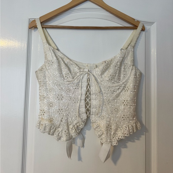 For Love And Lemons Cream Eyelet Lace Crop Top - Picture 2 of 4